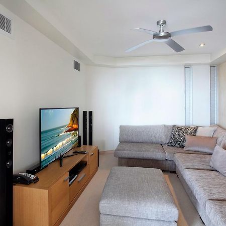 เปปเปอร์ นูซา รีสอร์ตแอนด์วิลลา Hotel นูซาเฮดส์ ภายนอก รูปภาพ A home theater