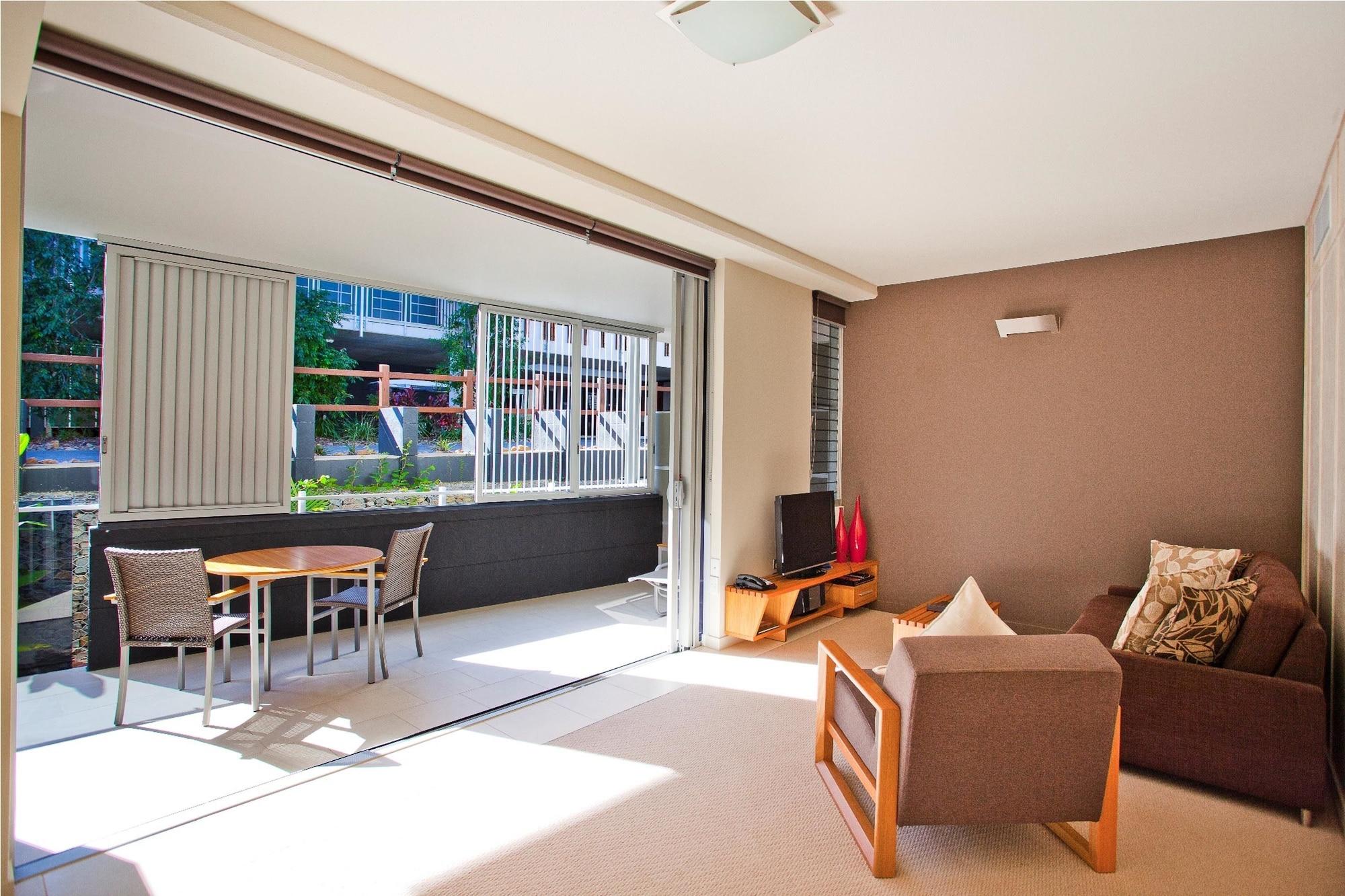 เปปเปอร์ นูซา รีสอร์ตแอนด์วิลลา Hotel นูซาเฮดส์ ภายนอก รูปภาพ A typical apartment at the Village