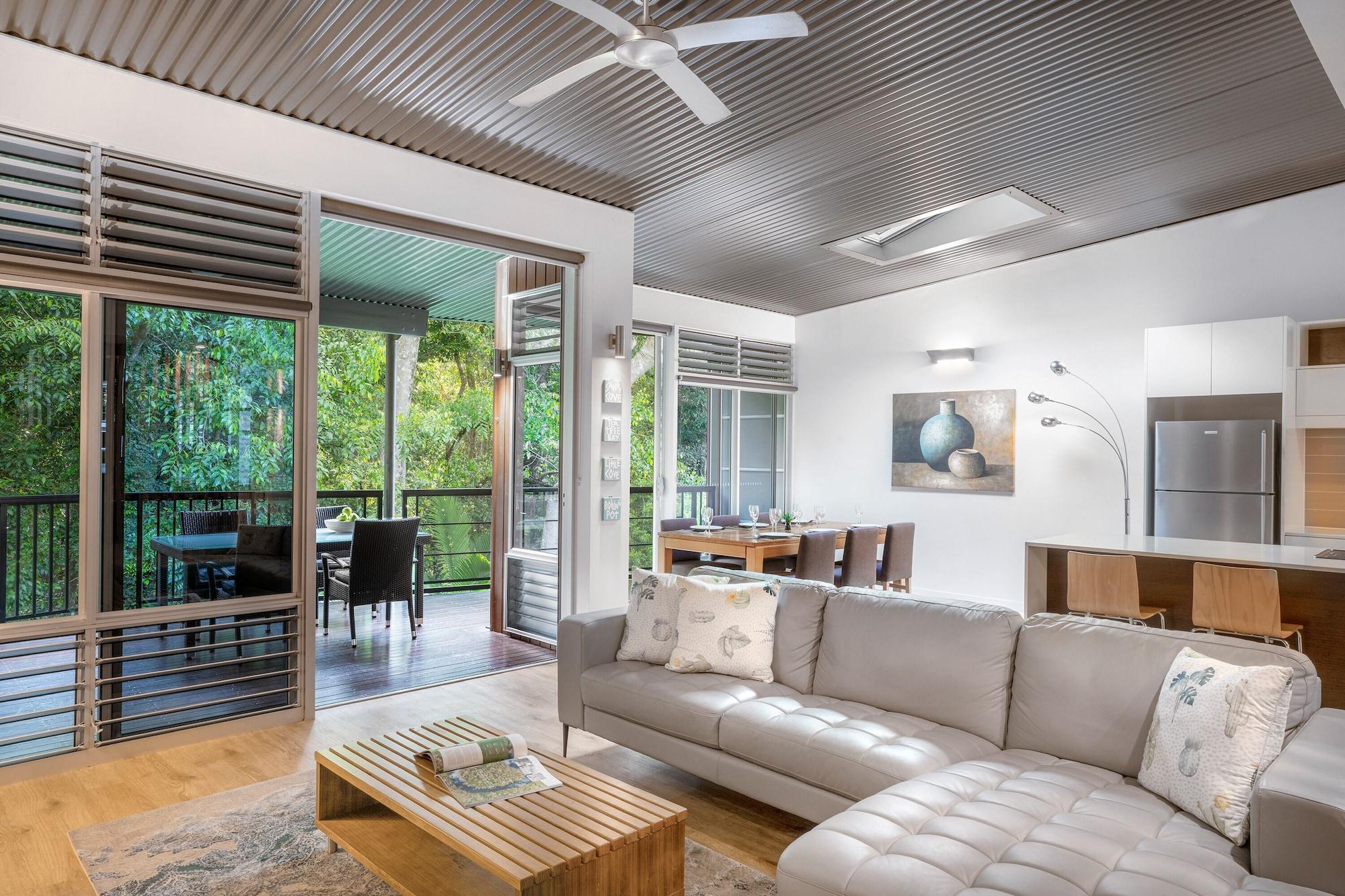 เปปเปอร์ นูซา รีสอร์ตแอนด์วิลลา Hotel นูซาเฮดส์ ภายนอก รูปภาพ Interior of a home