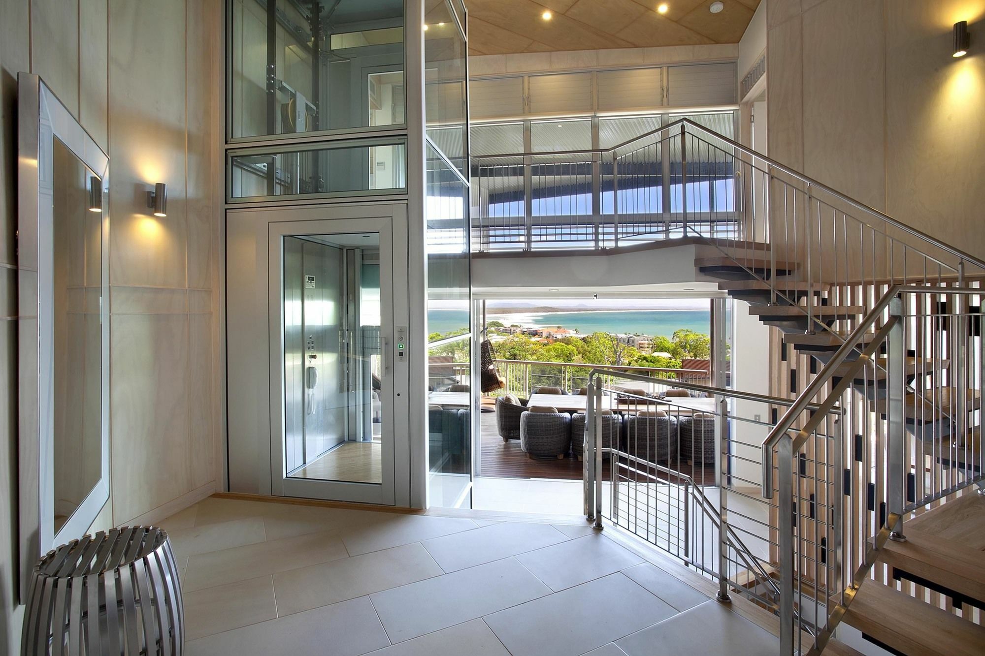 เปปเปอร์ นูซา รีสอร์ตแอนด์วิลลา Hotel นูซาเฮดส์ ภายนอก รูปภาพ Residential elevator